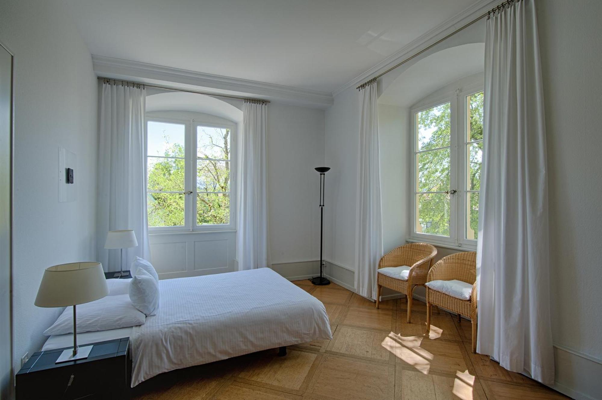 Schloss Ueberstorf - Tafeln, Tagen, Träumen Zimmer foto